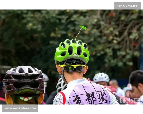 环阿尔加维阿尔梅达与阿尤索对决，山顶终点定总成绩归属